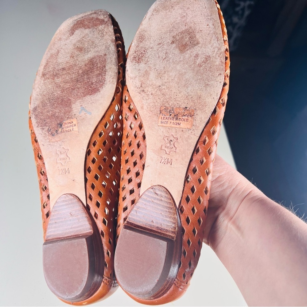 Michael Kors perforated leather Women's Brown high vamps Ballet Flats 7.5 - Picture 5 of 6